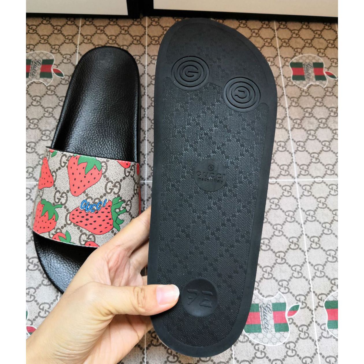 Gucci GG Gucci Strawberry Slide Sandal - Jeupeter