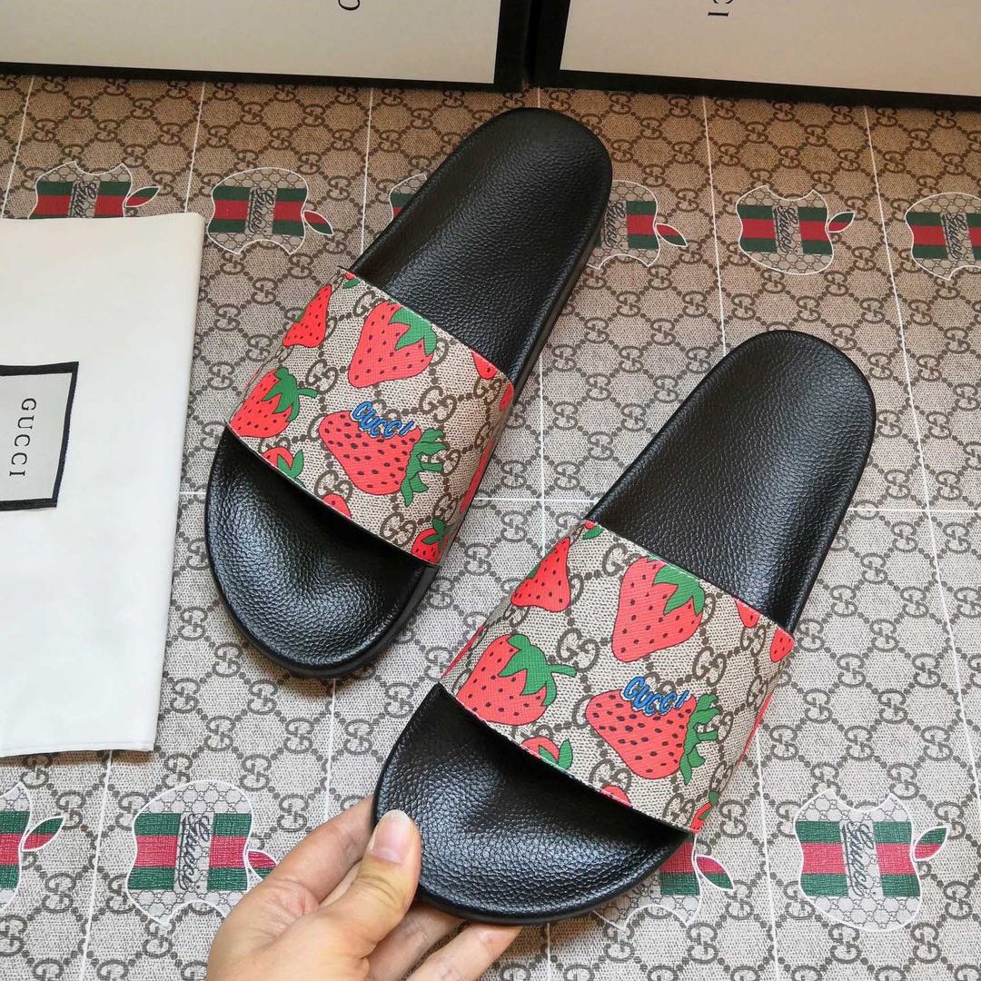 Gucci GG Gucci Strawberry Slide Sandal - Jeupeter