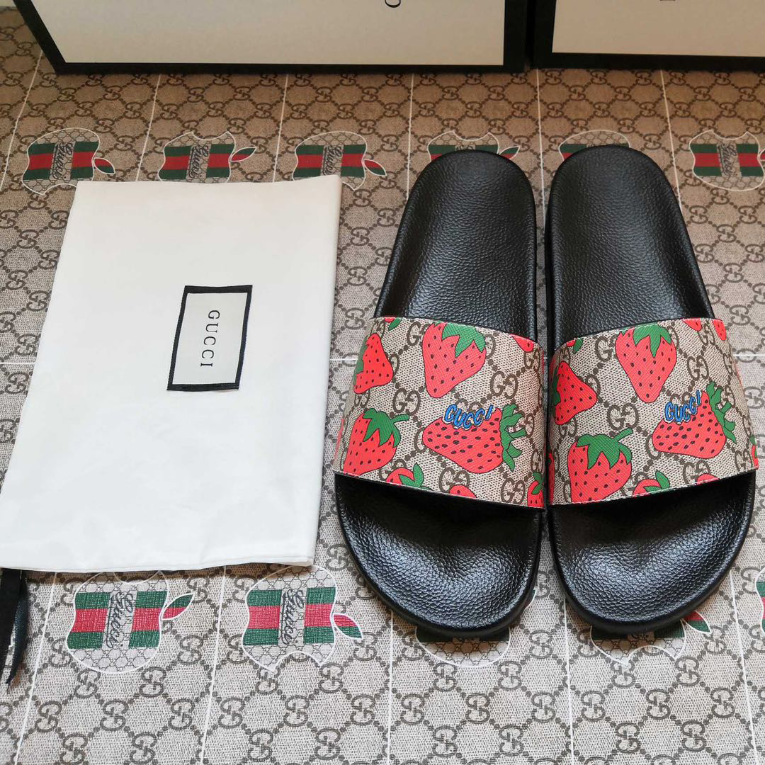 Gucci GG Gucci Strawberry Slide Sandal - Jeupeter