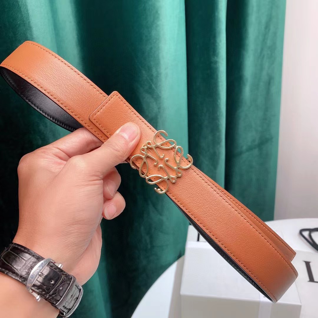 Loewe Women's Natural Anagram Reversible Leather Belt - Jeupeter