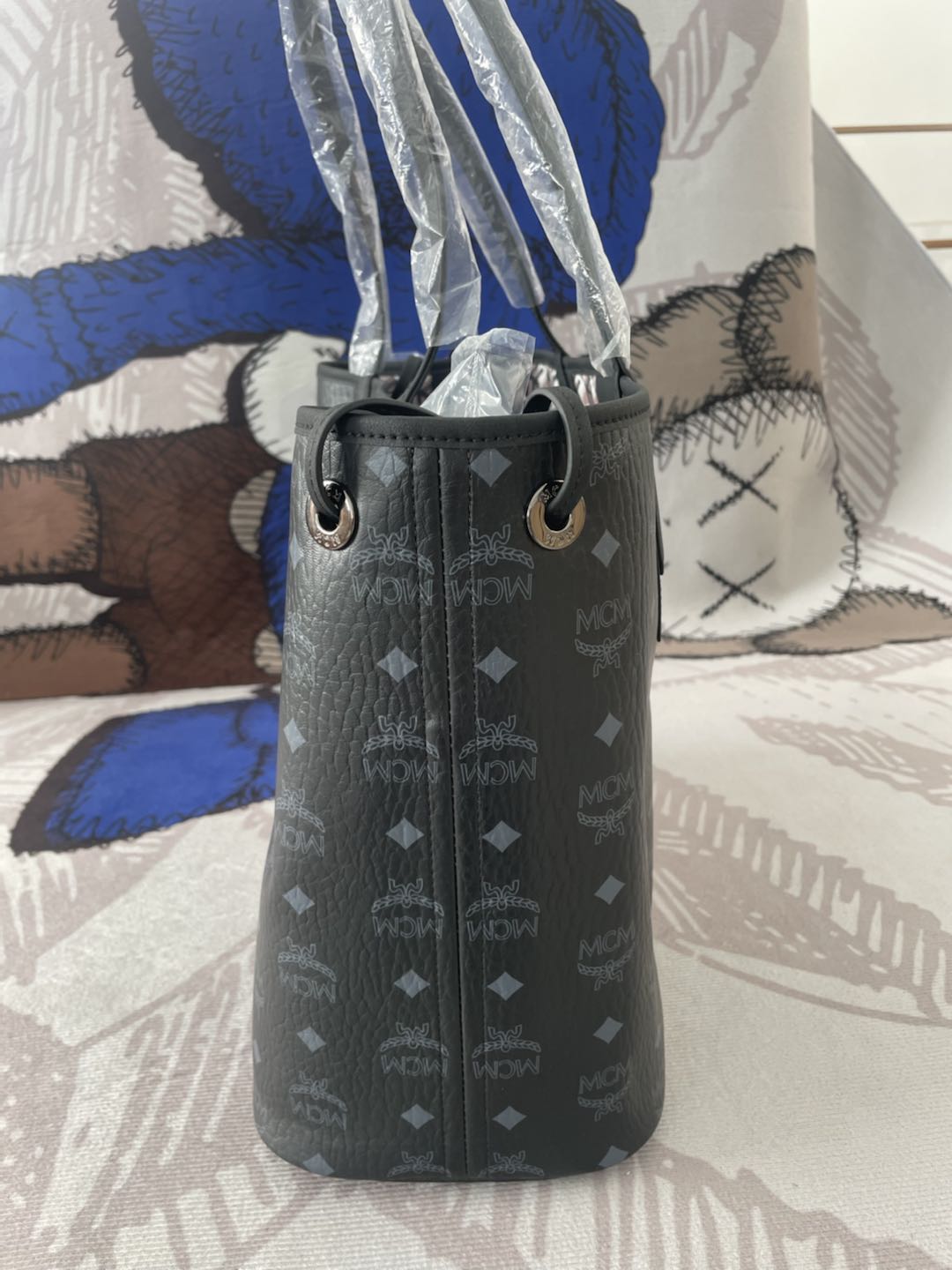 MCM Medium Liz Reversible Visetos Shopper(35-29-16cm) - Jeupeter
