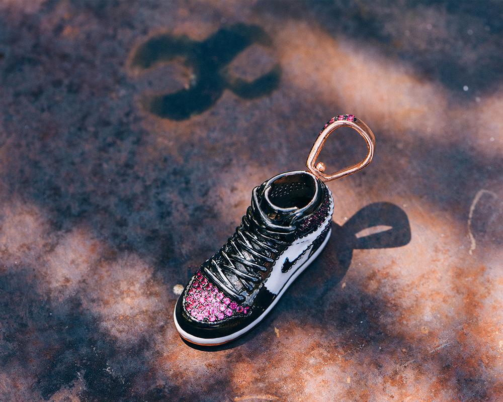 Rose Gold Iced Sneaker Pendant - Jeupeter