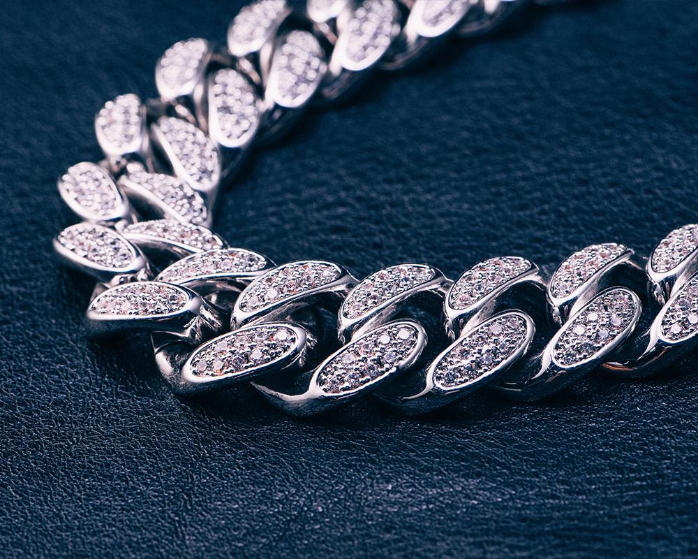 19mm White Gold Iced Cuban Chain - Jeupeter