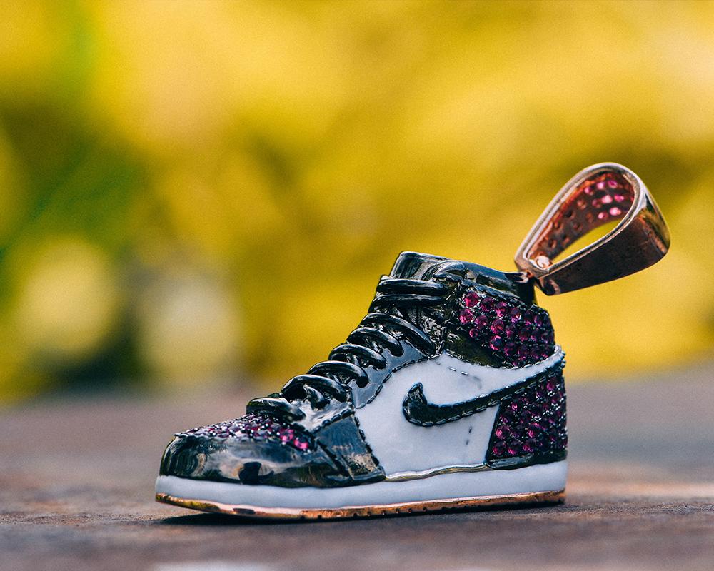 Rose Gold Iced Sneaker Pendant - Jeupeter