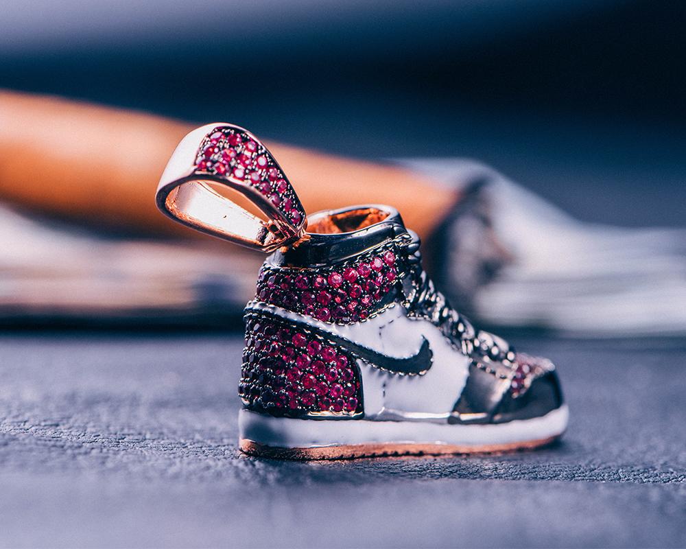 Rose Gold Iced Sneaker Pendant - Jeupeter